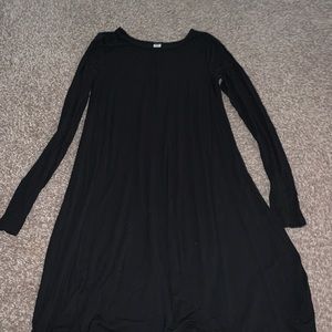 Black long sleeve dress